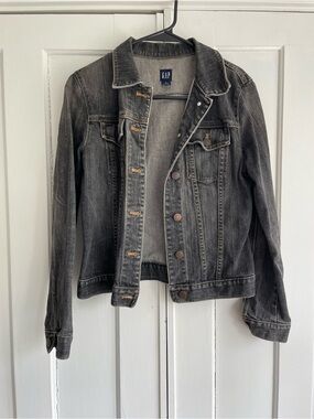 GAP Vintage Y2K Faded Black Denim Jacket Women’s Size Small Jean EUC